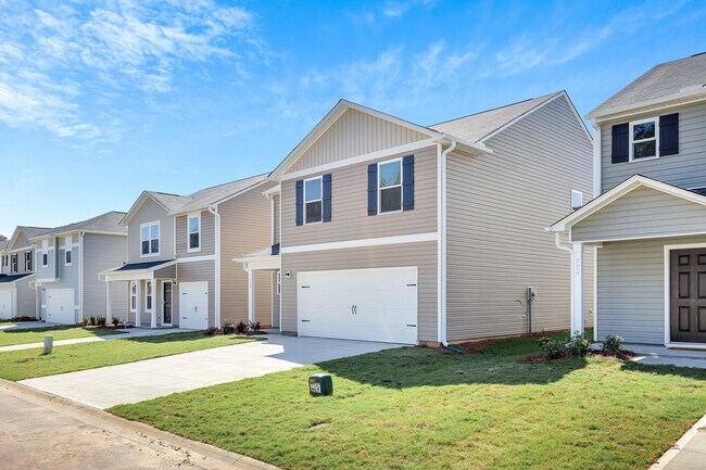 Photo - 728 Wayfinder Run