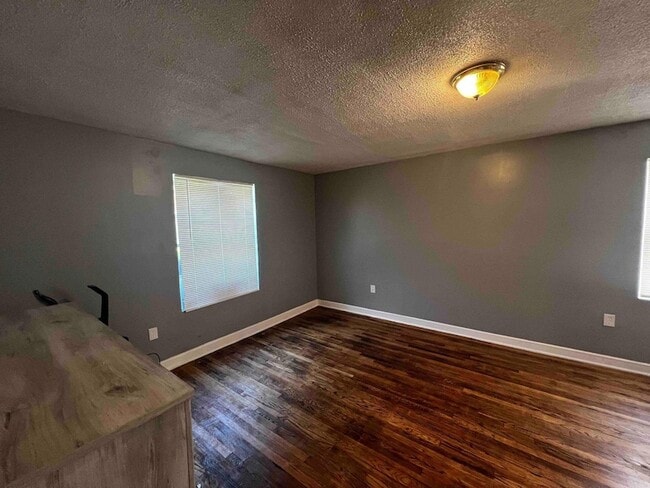 Photo - 3212 28th St SE Unit B