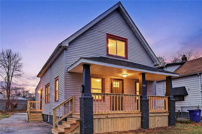 Building Photo - 9517 Prince Ave