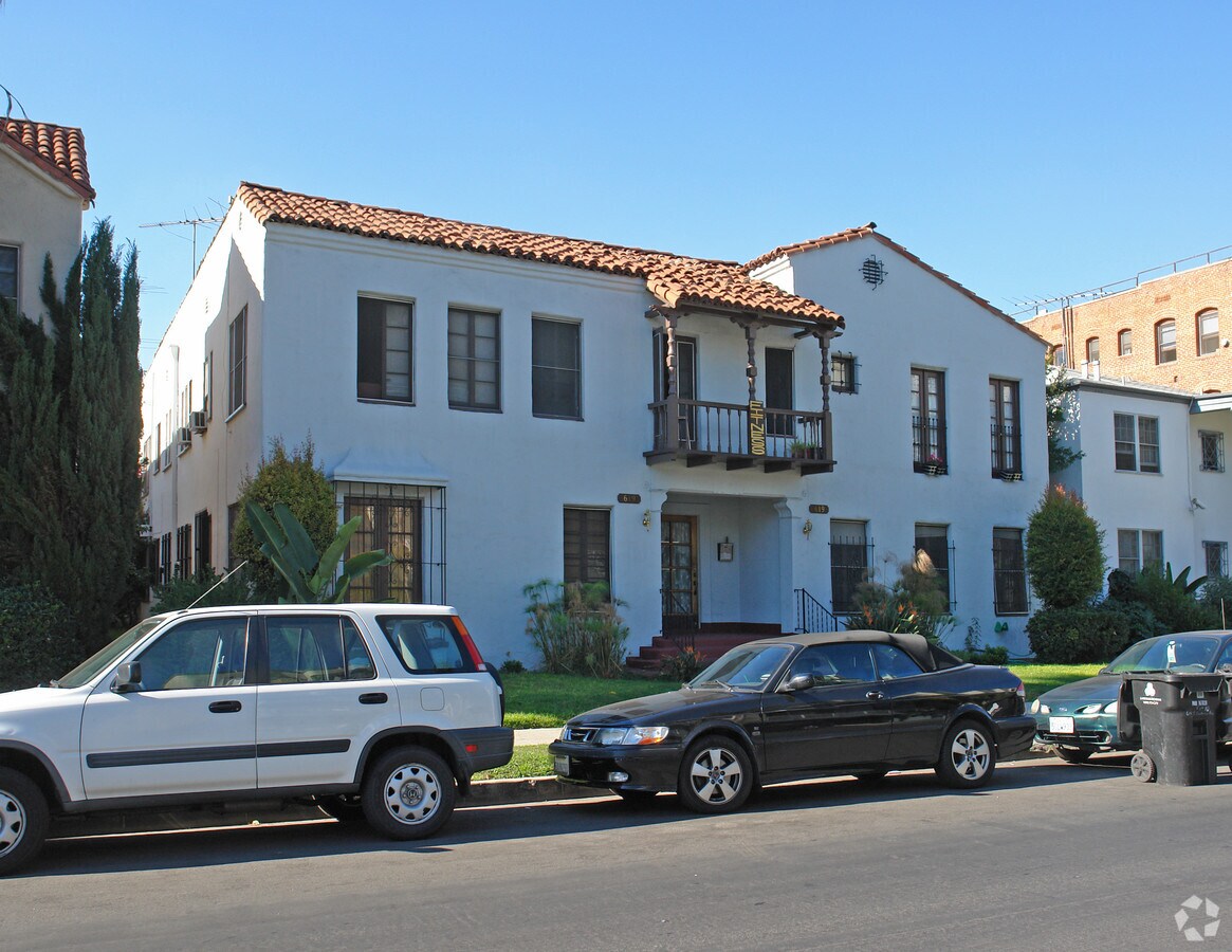 Photo - 619 S Cochran Ave Apartments
