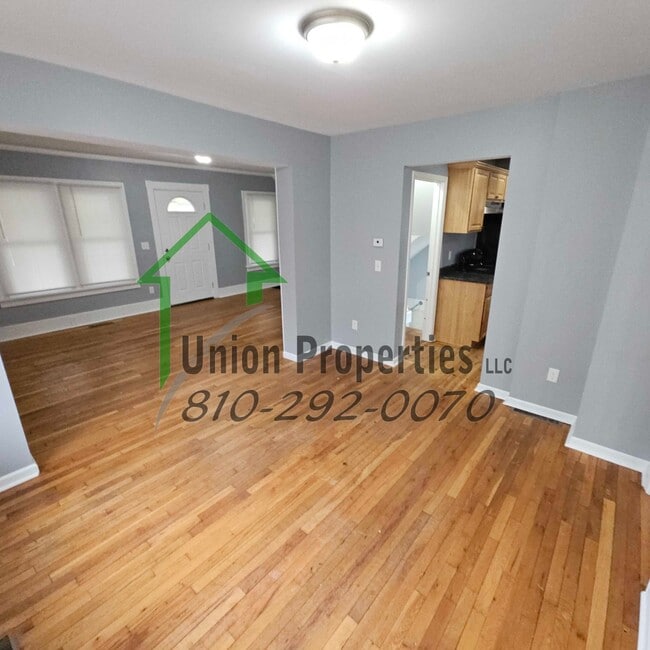 Photo - 3162 Armour St