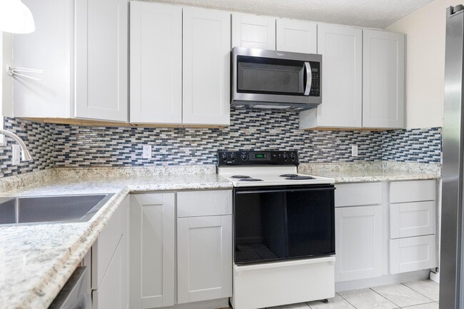 Photo - 5175 Threshing Ct