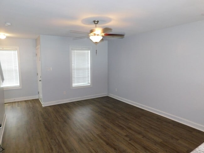 Photo - Like New Townhome!