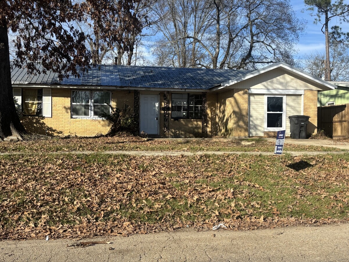 Photo - 6849 Perimeter Dr