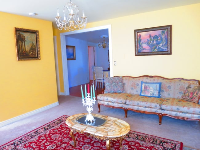 Photo - 202 E 3rd High St