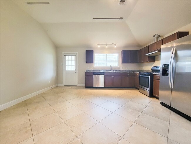 Building Photo - 20311 Desert Willow Dr