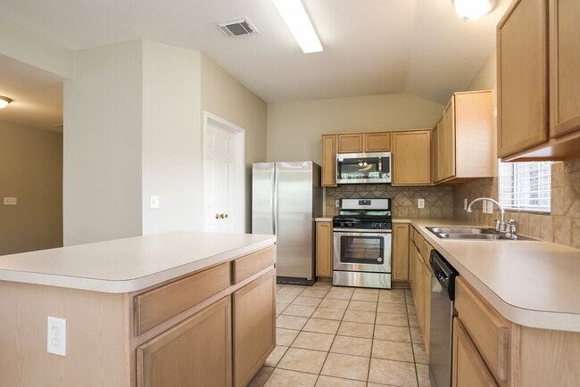 Photo - 614 Cypresswood Trce