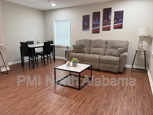 Building Photo - 9921 Pulaski Pike Unit D1