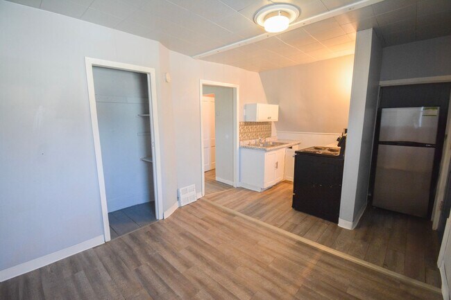 Photo - 19 12th St NW Unit 2