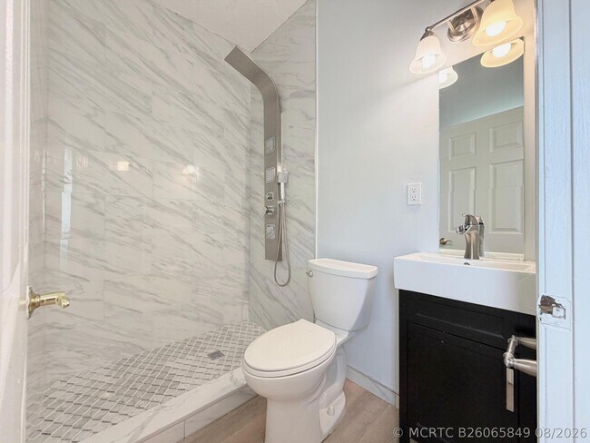 Photo - 731 Tuscaloosa St Unit 2