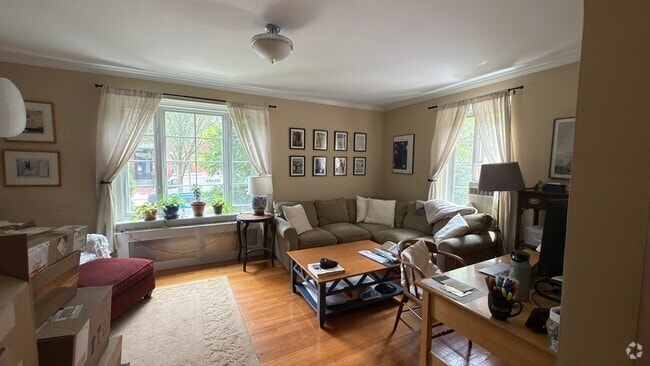 Building Photo - 17 Monmouth Ct Unit 01 Rental
