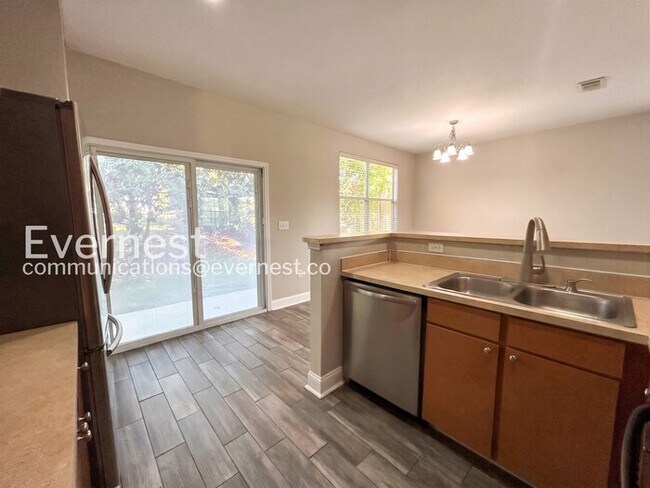 Photo - 3917 Cannonsgate Ln