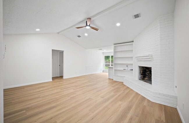 Photo - 10935 Silkwood Dr