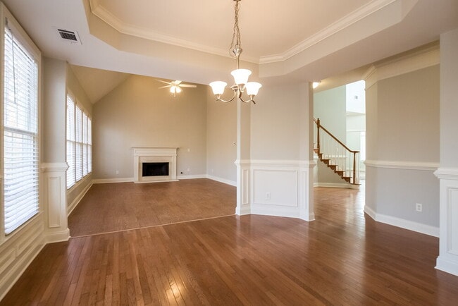 Photo - 5685 Eagles Watch