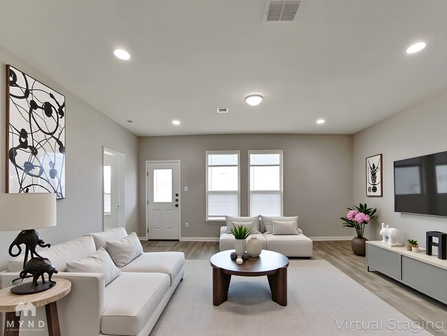 Photo - 2066 Rhesus Vw