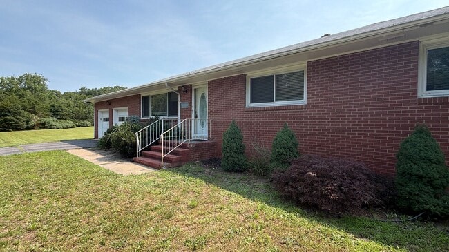 Photo - Move-In Ready 3-Bed, 2.5-Bath Home with a Beautiful Big Yard in Peaceful Jackson, NJ