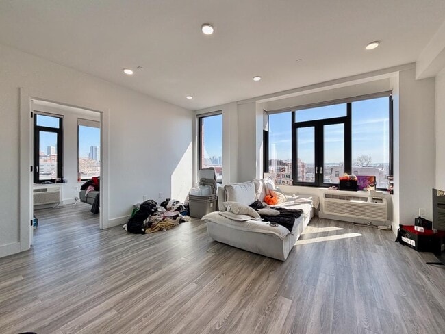 Building Photo - 327 Communipaw Ave Unit 503