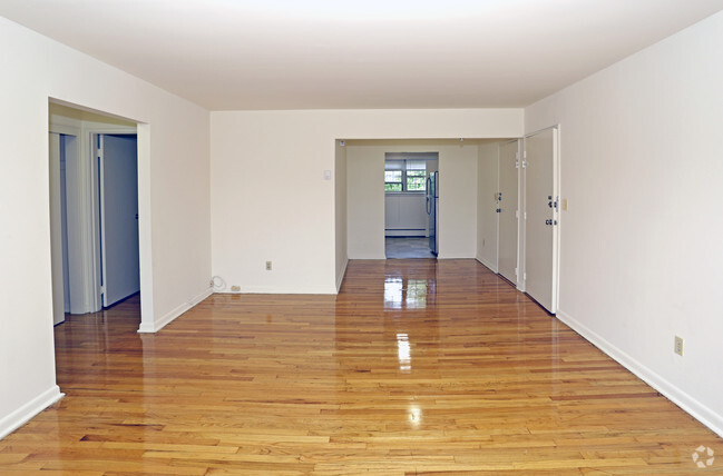 Interior Photo - Summit Manor Rental