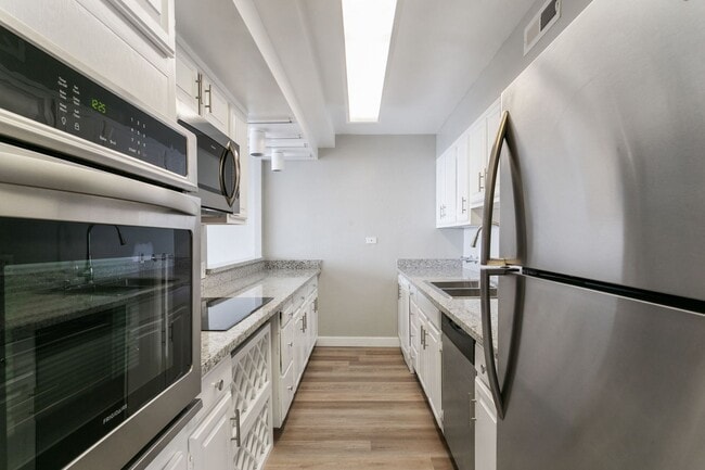 Photo - 66 Cleary Ct Unit 66 Cleary Court #1501