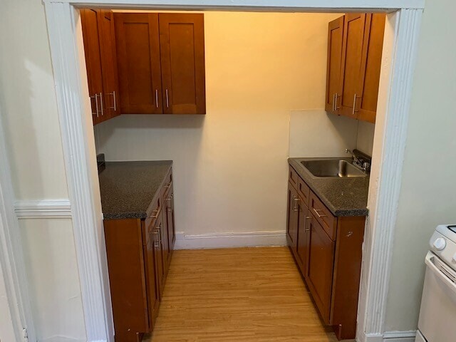 Building Photo - 16 Vinal St Unit 6