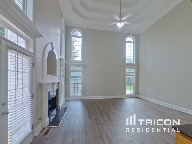 Photo - 110 Johns Creek Ln