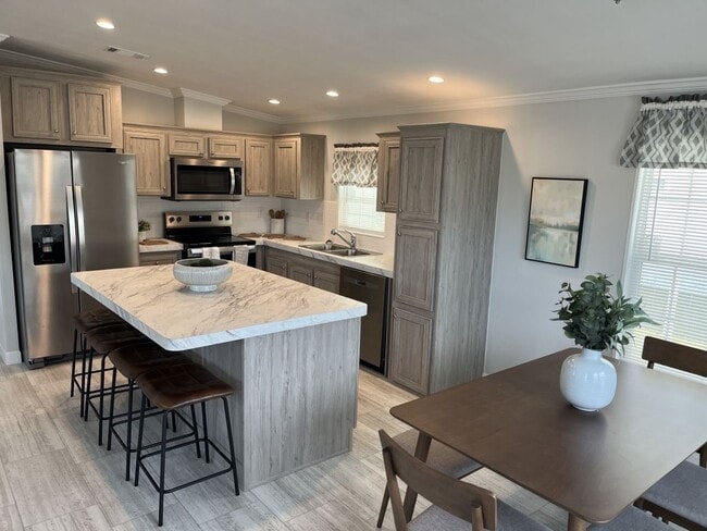 Photo - 343 Talbot St