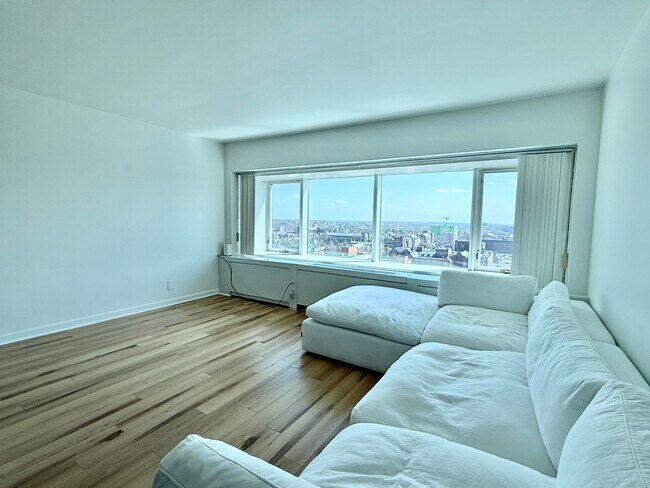 Photo - 555 E William St Unit 17A