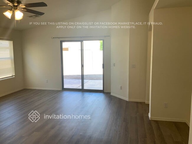 Photo - 10538 W Roanoke Ave