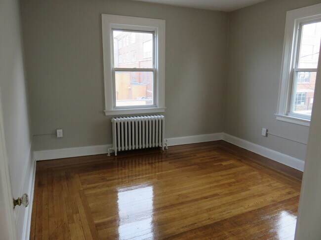 Photo - 30 Platt St Unit 2