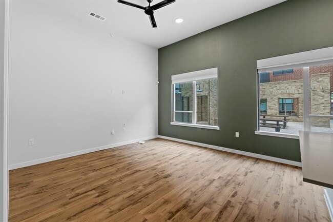 Building Photo - 4510 Terry-O Ln Unit 131