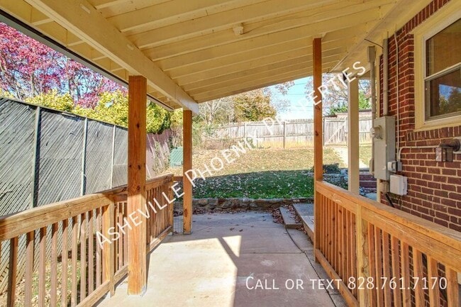 Photo - 8 Enka Oak St
