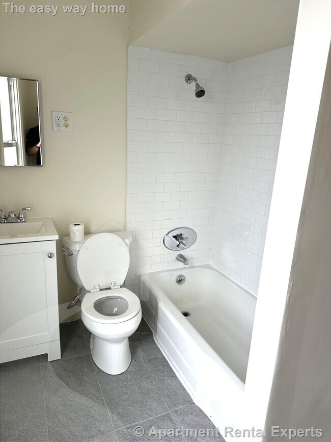 Photo - 60 Walden St Unidad #2