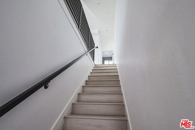 Photo - 11810 1/2 Gilmore St