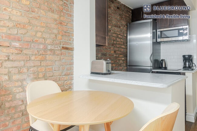 Photo - 316 W 14th St Unit FL2-ID1934