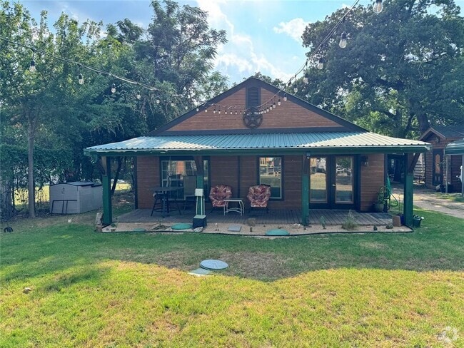 Building Photo - 1102 Minnie Dr Rental