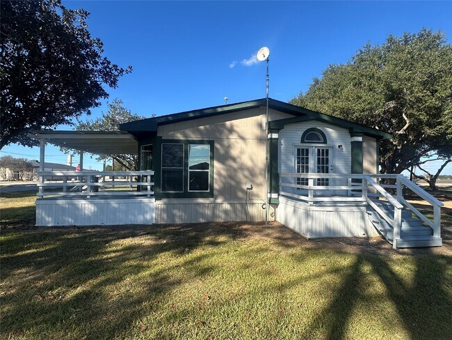 Photo - 536 Sabine St