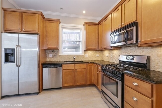 Photo - 1538 W George St Unidad 2