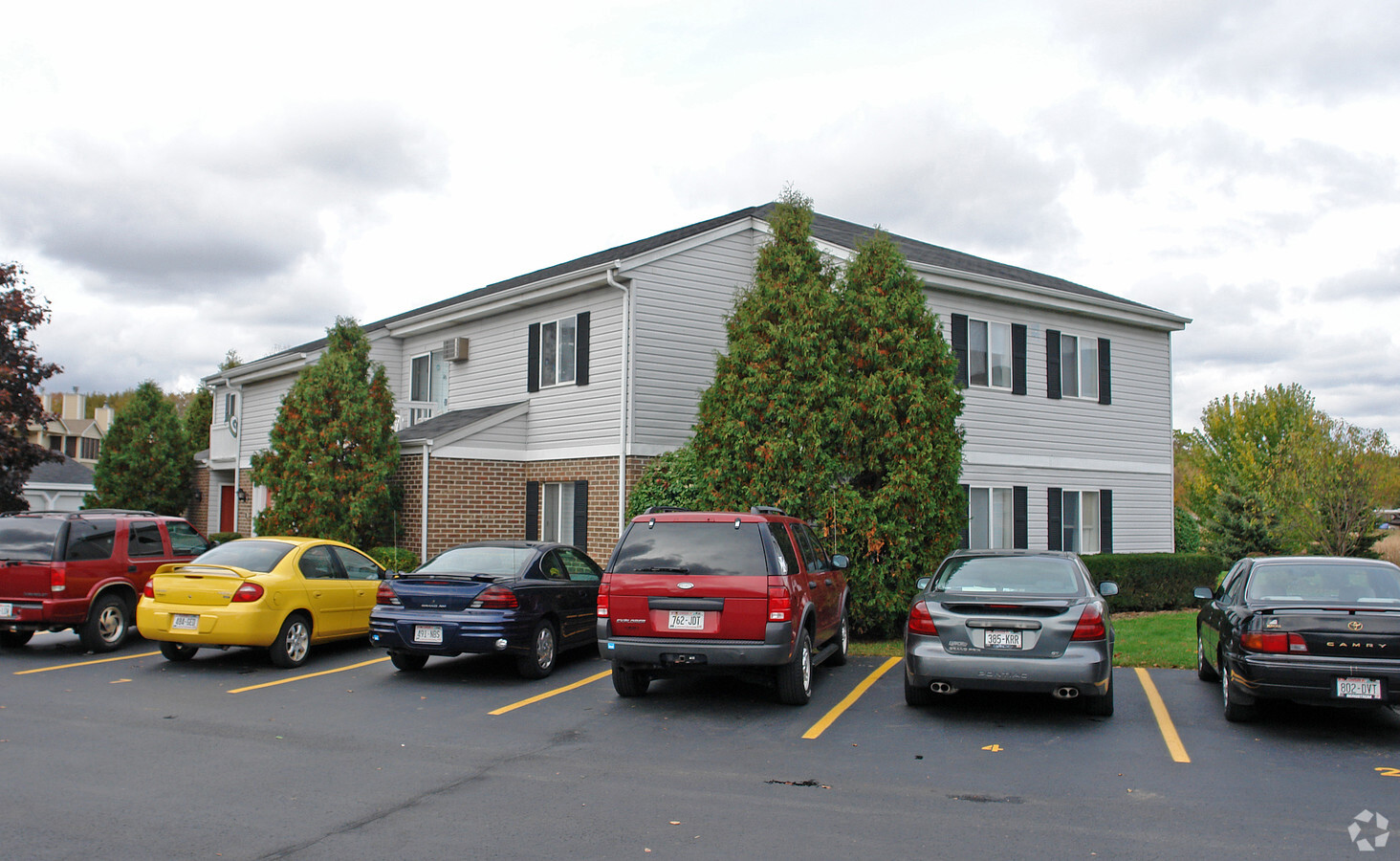 Marina Shores Apartments - Marina Shores Apartments