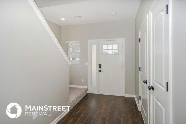 Photo - 2078 S Sarah Dr