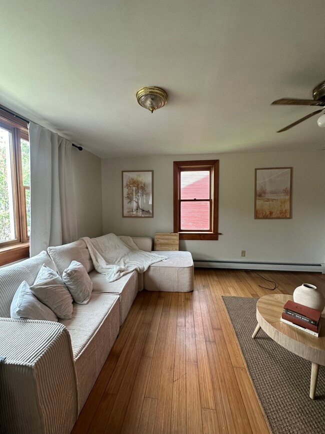 Building Photo - 54 Summer St Rental