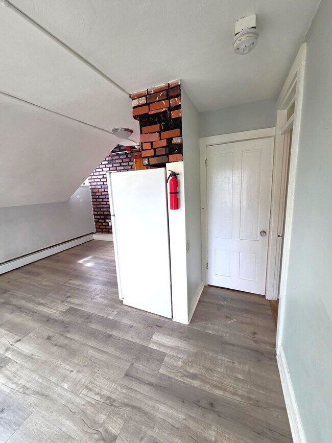 Photo - 10-12 Evaleen Street Unit 10 Evaleen 3F