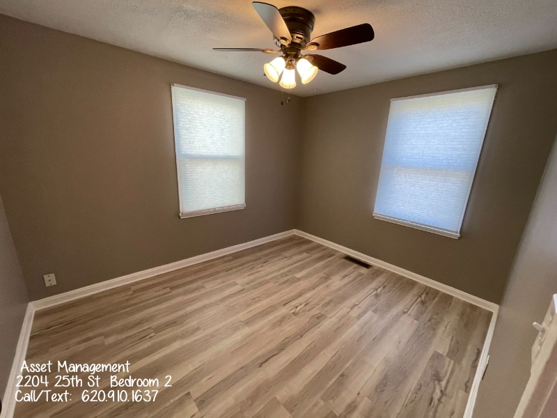 Photo - 2204 25th St