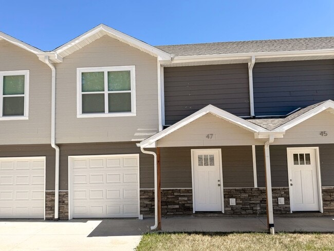 Building Photo - 47 Crystal Springs Rd