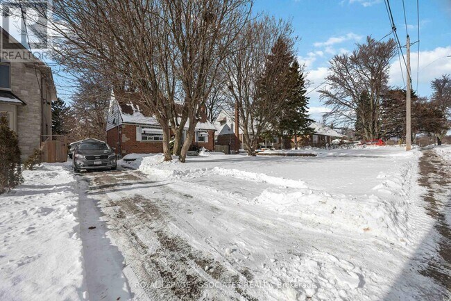 Photo - 90 Bellamy Rd S