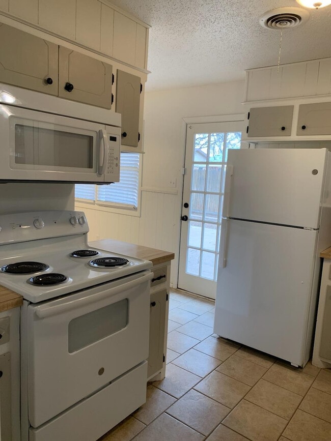 Photo - 4316 58th St