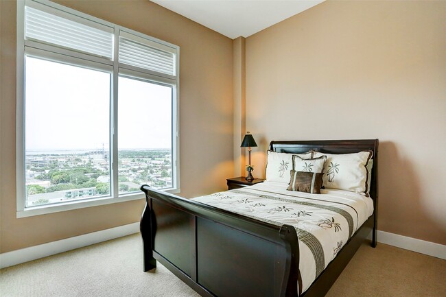 Photo - 500 Seawall Blvd