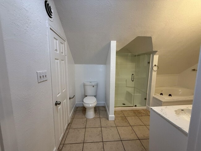 Photo - 2504 Pecos St