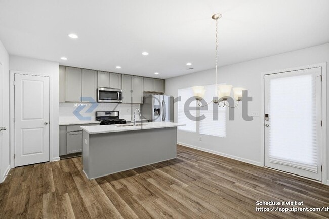 Photo - 1127 2nd St NW