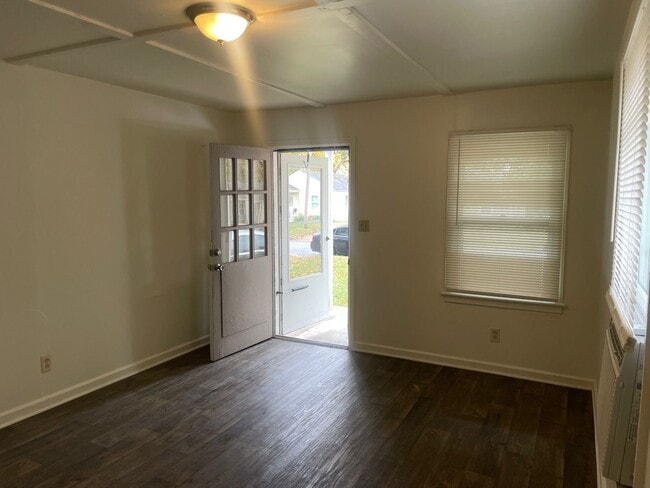 Photo - 2 BDRM 1 BA, 816 SQ FT HOME, DUKE POWER, CITY OF GREENSBORO WATER- $975 MONTH, $975 DEPOSIT!!