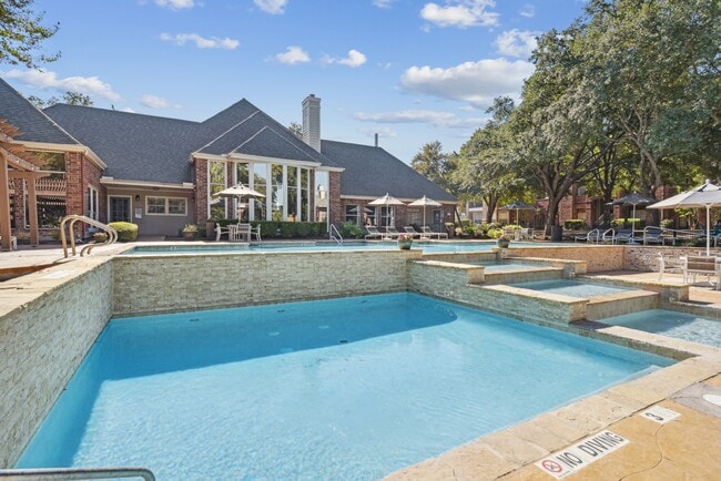 Photo - Whispering Creek Villas Apartment Homes